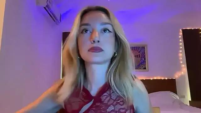 SirenaBelle from StripChat