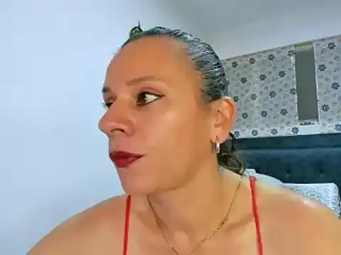 sofi_saliva2511 from StripChat
