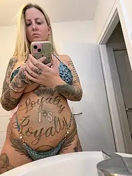 Sophi_Spice from StripChat