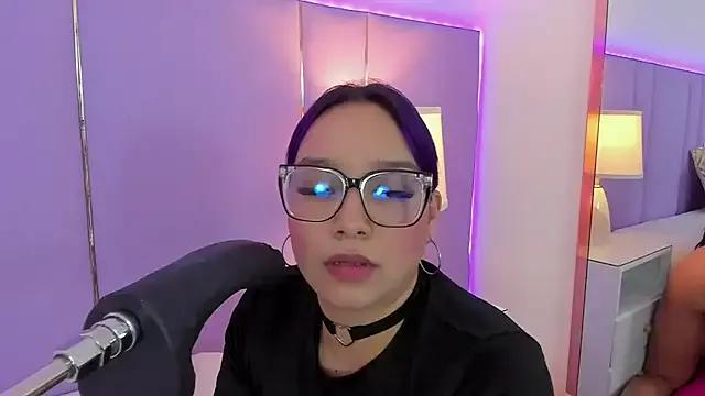 StripChat's SophyRuiz_ - kink webcam performer to encourage all your whims SophyRuiz_ from StripChat