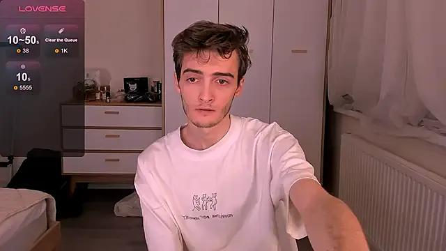 The sensational Spider____man - steamy free adult webcam slut ready to peak spider____man from StripChat