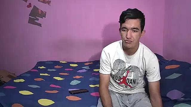 Sweetiefoxxx from StripChat