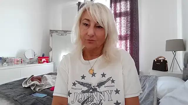 TanyaTaylor45 from StripChat