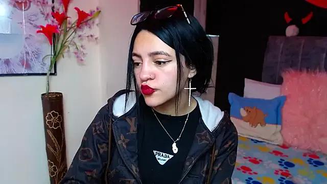 Violettasquirt from StripChat