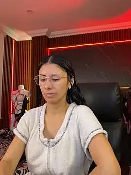 XiaQueen from StripChat